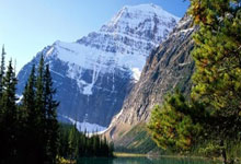 雷速体育官网:NBA全明星单项赛:希罗加冕“三分王” 麦克朗扣篮三连冠.